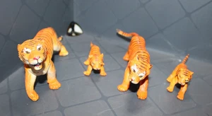 AAA Tiger Lot Of 4 Hong Kong 70s Rubber Toy Animal Figures Vintage Used Free S&H - Picture 1 of 21