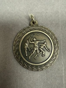 Vintage Springs Inv. 85 Metal Sycamore Tennis Gold Tone Medal Award 2345 - Picture 1 of 3