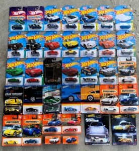 2025-22 HOT WHEELS Porsche Favorites - Choose from Dozens!! New Cars 7/20!! - Picture 1 of 44