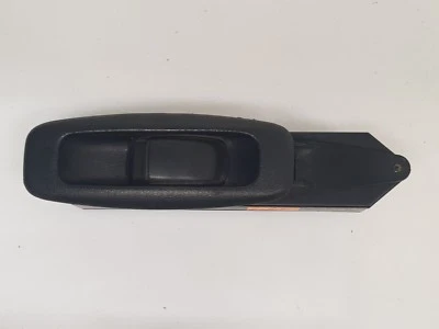 BOTÓN INTERRUPTOR CONTROL VENTANA TRASERA DERECHA MITSUBISHI GALANT 1999 2.0 GASOLINA LHD Foto 1 de 4