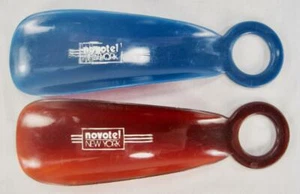 2 Novotel New York Hotel Red & Blue Plastic Shoehorns Vintage Times Square (O) - Picture 1 of 4
