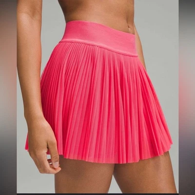 Mini falda tenis de tiro medio plisados de malla Lululemon brillo labial rosa talla 6 usada en excelente estado Foto 1 de 4