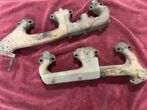 GMC Chevrolet Truck Pair of Exhaust Manifolds 305 350 OEM - Picture 1 of 9