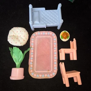 Vintage Playskool Victorian Dollhouse Loving Family parts furniture - Picture 1 of 7