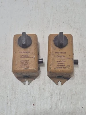 Lote de 2 piezas de repuesto de volumen de accesorios de control remoto Wurlitzer vintage Foto 1 de 4