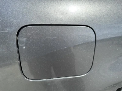 Tapa de tapa de tapa de gas para puerta de llenado de combustible 2008 09 10 11 12 13 14 Infiniti G37 Foto 1 de 4