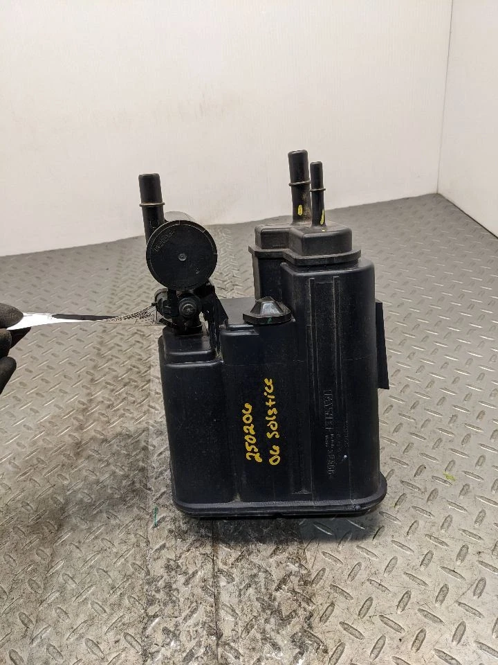 07-10 SATURN SKY PONTIAC SOLSTICE FUEL EVAP VAPOR CHARCOAL 罐 原始设备制造商 180095 — 第 1/4 张图片