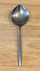 Oneida Community VIA ROMA Stainless Steel 8.5” Tear Drop Serving Spoon - Picture 1 of 1