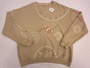 Free People Gram’s Attic Mushroom Oversize Crewneck Embroidered Crochet New M - Picture 1 of 22