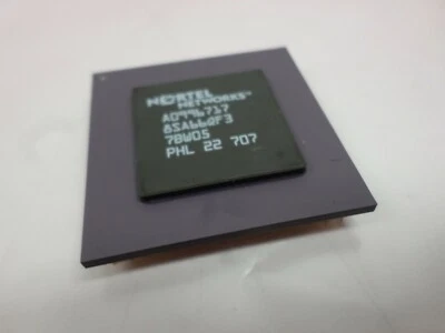 NORTEL Networks A0996717 8SA66QF3 Vintage Cerámica IC Chip Pies Dorados Foto 1 de 4