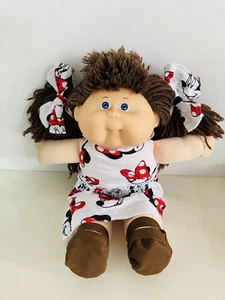 Cabbage Patch Doll Girl Xavier Roberts Brown Hair Blue Eyes - Picture 1 of 9