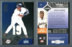 2004 Leaf Limited Threads Jersey Number #226 Tony Gwynn 66/100 ZRR 017