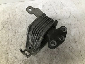 VAUXHALL ASTRA SRI J 2014 - 1,6 gasolina lado del conductor montaje del motor - Uoy - Imagen 1 de 3