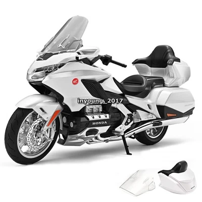 1/9 Honda Gold Wing Tour GL1800 Motorcycle Model Diecast Boys Toys Kids Silver - Image 1 of 4