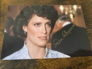 FERN FITZGERALD As MARILEE STONE Hand Signed Autograph Photo - ACTRESS - DALLAS - Picture 1 of 1