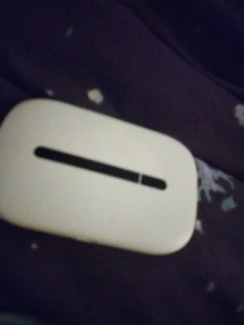 Vodafone R207 3G Mobile Personal Wi-Fi Modem (Refurbished) - Picture 1 of 2