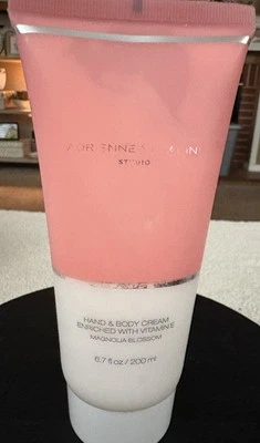 Adrienne Vittadini Studio Hand & Body Cream Magnolia Blossom Open Unused - Изображение 1 из 2
