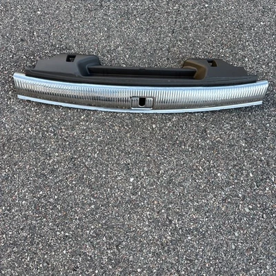 ⭐2013-2017 奥迪 SQ5 Q5 后轮锁闩锁划痕盖装饰原始设备制造商 LOT2633 — 第 1/4 张图片