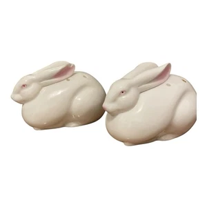Vintage NEIMAN MARCUS White Rabbit Potpourri Powder Shaker Bunny Set 4.5" Long - Picture 1 of 10