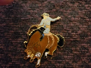 Vintage Enamel Bronco Riding Redo Large Hat Pin Size 1-1/2" tall x 1-1/2" wide - Picture 1 of 1