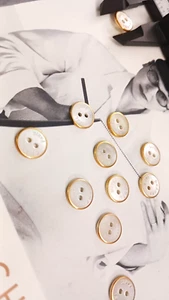 Chanel Button Single (ONE) 2 - Hole Shell & gold tone Metal made in France 11 mm - Picture 1 of 4