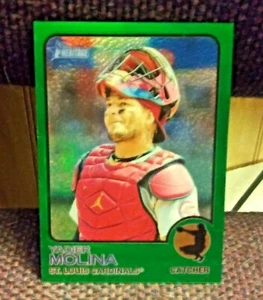 2022 Topps Heritage YADIER MOLINA Cardinals #279 GREEN REFRACTOR 046/273 - Picture 1 of 2