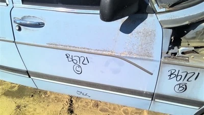 Passenger Front Door Sedan 4 Door Manual Fits 84-93 SAAB 900 359672 Foto 1 de 4