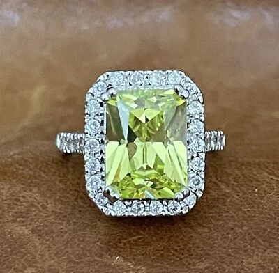 Pretty Light Green & White Zircon Halo Sterling SilverSwirl Cocktail Ring Size 7 - Image 1 of 4