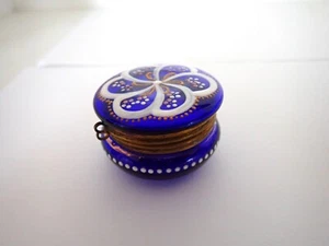 Antique Moser Small Cobalt Blue Glass Enamel Hinged Patch / Pill Box Victorian - Picture 1 of 8