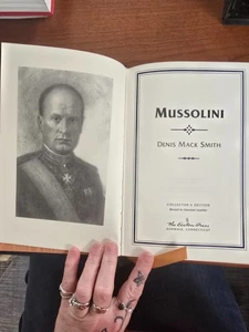 Mussolini: a Biography by Denis Smith Easton Press 2002 Excellent condition - Bild 1 von 5