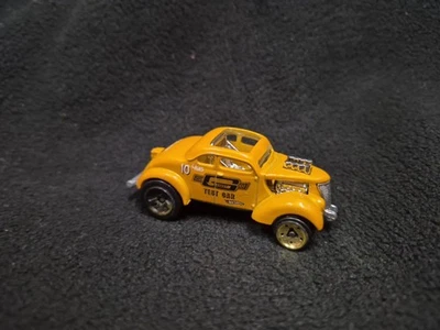 Hot Wheels C43 Pass'n Gasser Made in Malaysia scala 1:66 - Immagine 1 di 4