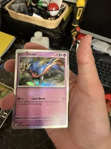 SCHNELLER VERSAND! Zacian 015 Phantasmal Flames Prerelease Promo Holo - Bild 1 von 4