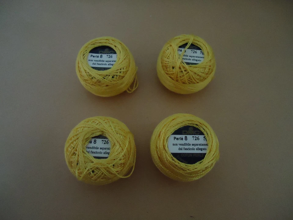 BOBINE COTON PERLE 8- DMC  - couleur JAUNE - N° 726 -5 G - LOT DE 4 BOBINES - Photo 1/1