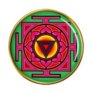 Kali Yantra Hindu Pin Badge - Picture 1 of 2