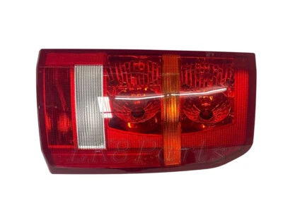 路虎后尾灯右手乘客 LR3 / Discovery 3 XFB000583 正品 — 第 1/4 张图片