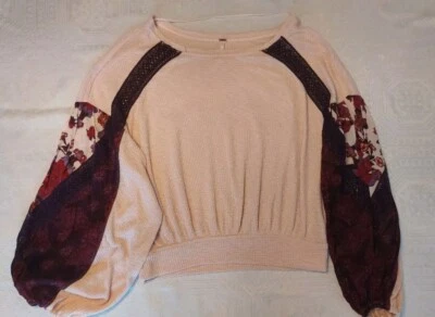 FREE PEOPLE Casual Clash Thermal Top Manga Balão Rosa Boho Crochê Tamanho SP - Imagem 1 de 4