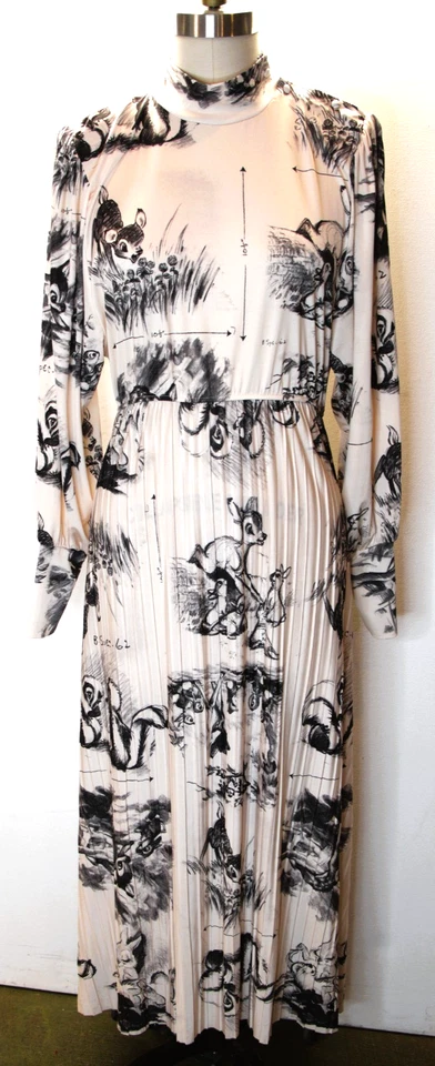 Vestido Zara Línea A Colecciones Disney Historias Bambi Cuello Simulado Plisado S Marfil Foto 1 de 4