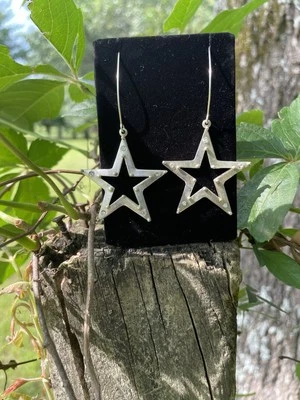 VSA | Vírgenes Santas y Ángeles - Pendientes Doble Estrella Foto 1 de 4