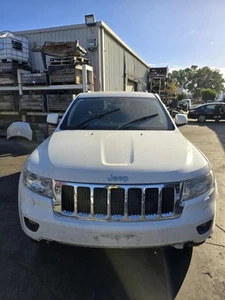 JEEP GRANDCHEROKEE WK 10/2010-02/2022 BONNET HINGE RIGHT SIDE ONLY - Picture 1 of 12