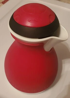 Jarra de cerámica espumador para hacer chocolate caliente Chef'n cubierta de silicona roja  Foto 1 de 4