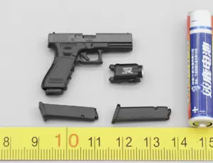 Pistol for Easy&Simple 26067R Special Rapid Response Unit(SOBR) 1/6 Scale - Picture 1 of 1