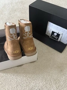Mastermind Japan x Ugg Classic Mini Boot - Picture 1 of 6