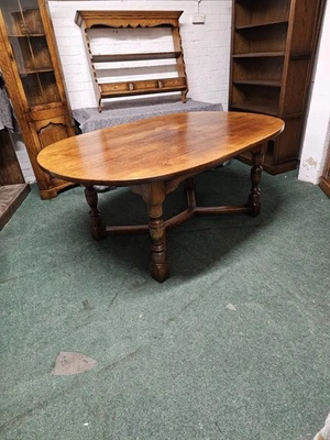 ANTIQUE/REPRODUCTION TUDOR OAK LARGE OVAL FARMHOUSE REFECTORY TABLE TOP QUALITY - Image 1 of 4