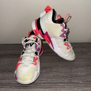 Nike Boys Air Jordan Why Not CN8107-101 White Basketball Shoes Sneakers Sz 4.5Y - Picture 1 of 6