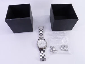 Marc Jacobs MBM3104 Damen Silber Edelstahl Analog Zifferblatt Quarzuhr XX891 - Bild 1 von 12