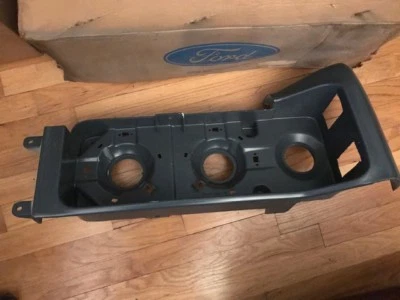 Nuevo de Lote Antiguo 1974 Mercury Montego Kit de Lámpara Cabeza Asy LH D4GY-13008-B Foto 1 de 4