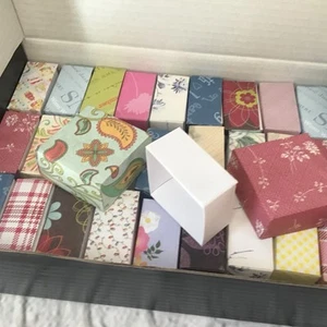 27 Mini Origami Christmas Themed Boxes, Gifts, Jewellery , Favour ~11 - Picture 1 of 3
