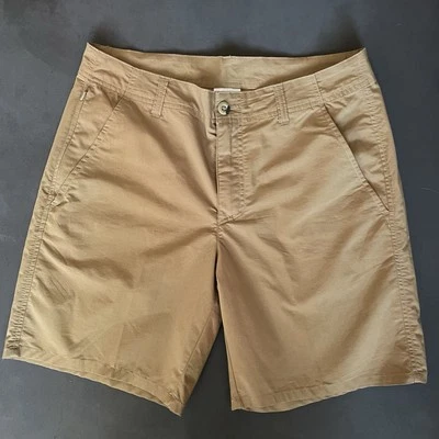 Columbia Sportswear Men’s Shorts, Khaki/Brown, size 30W 8L, Like New - Image 1 of 4
