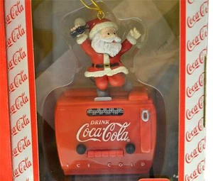 COCA COLA MUSICAL ORNAMENT SANTA ON VINTAGE RADIO 277398 NIB FREEusaSHP - Picture 1 of 4