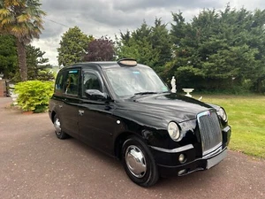 london taxi TX4 2013 MAIN DEALER SERVICE HISTORY NEW ENGINE @ THE COST OF £7500 - Picture 1 of 14